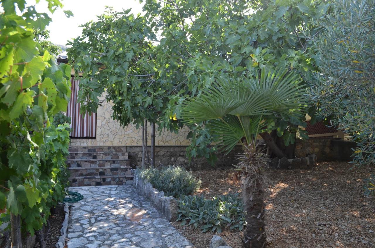 Holiday Home Garina Draga Bascanska Экстерьер фото